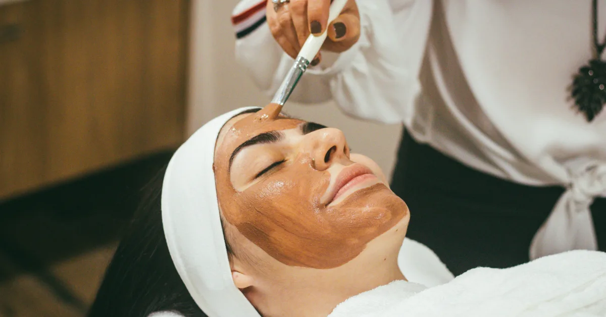 7 Non-Laser Acne Treatments That Help Reduce Breakouts & Scarring